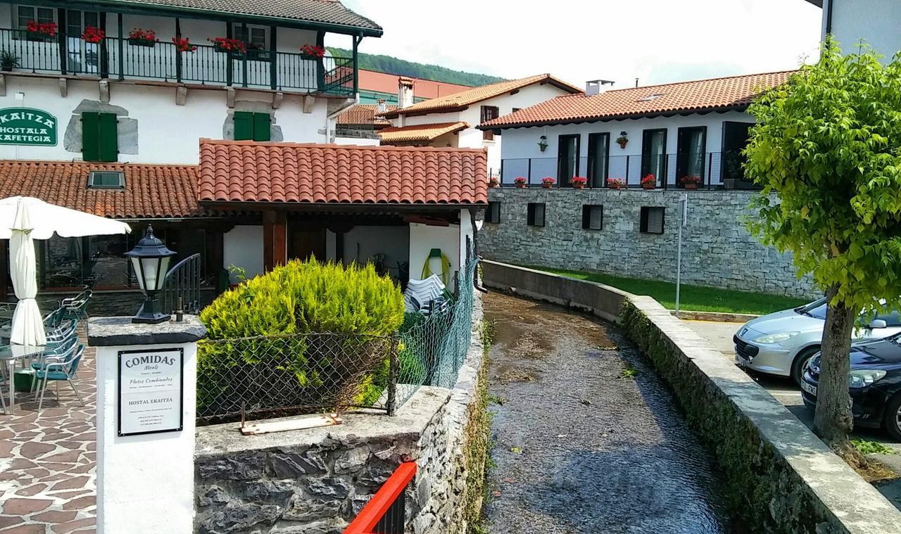 Hostal Ekaitza Hotel Lesaka Eksteriør billede